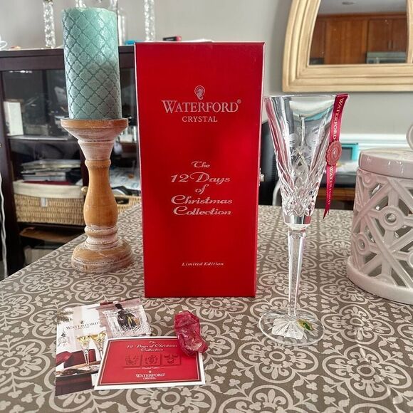 WATERFORD 3rd Ed 12 Days of Christmas 3 French Hens‎ Crystal Flute Araglin NEW - Picture 1 of 12